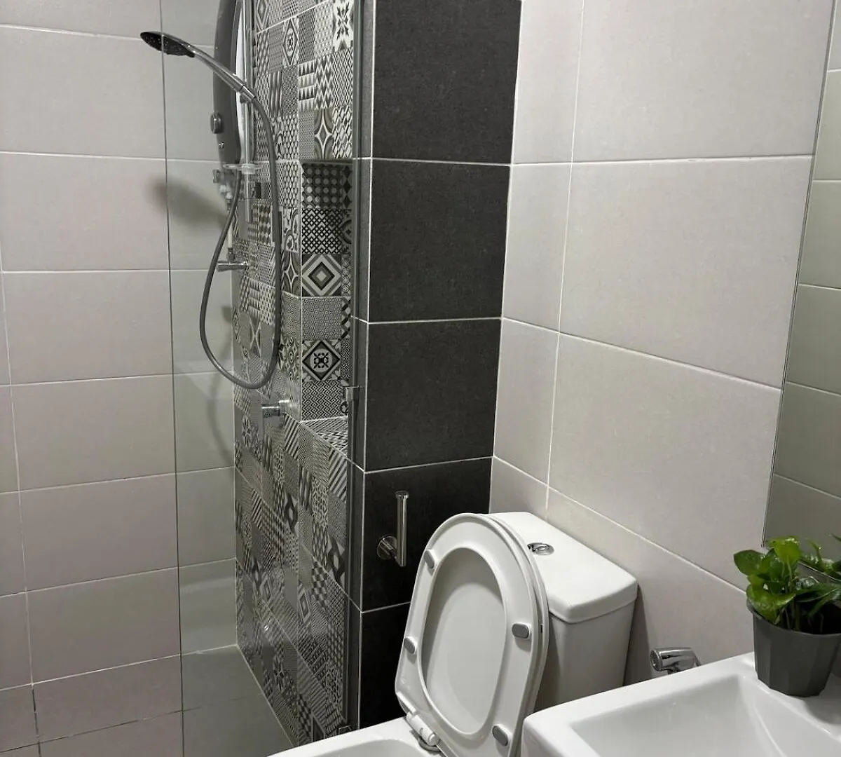 Homesweethome Alinea Suites Shah Alam 0*,  Malaysia