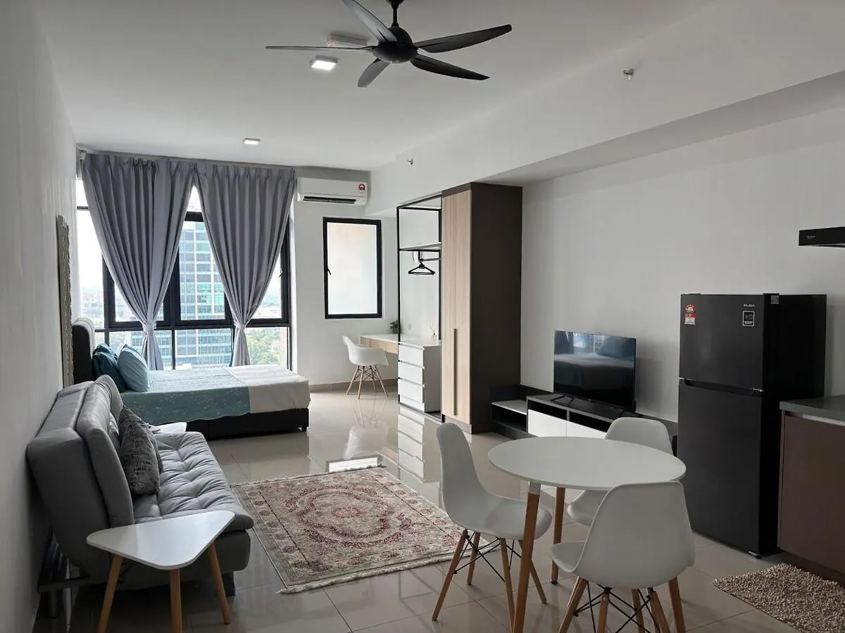 Homesweethome Alinea Suites Shah Alam Apartment